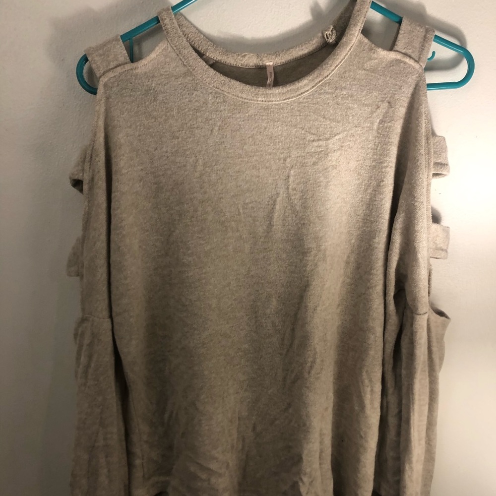 Long sleeve shirt